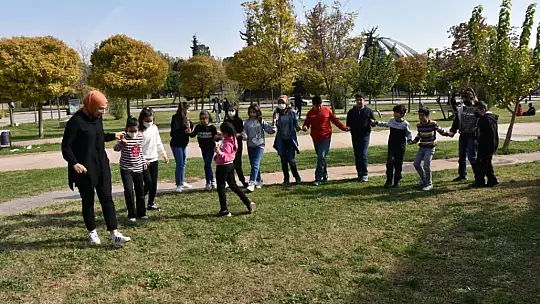 Yetim çocuklar, yaz tatilinde kültürel ve sanatsal etkinliklere doyacak