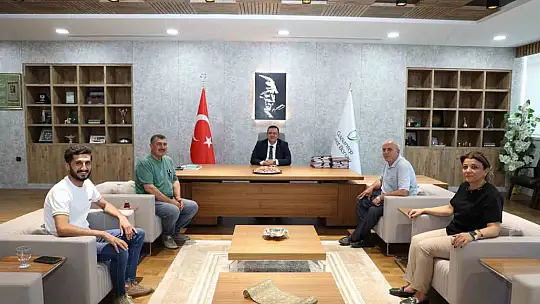 Yılın ilk Antep fıstığına GTB'den ödül