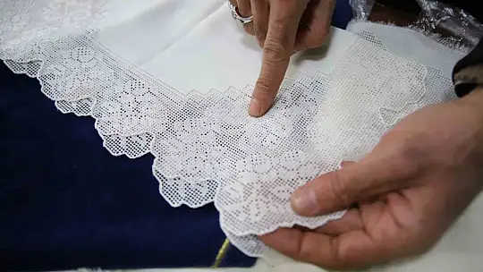 Yılların kadın işine 40 yıllık erkek eli