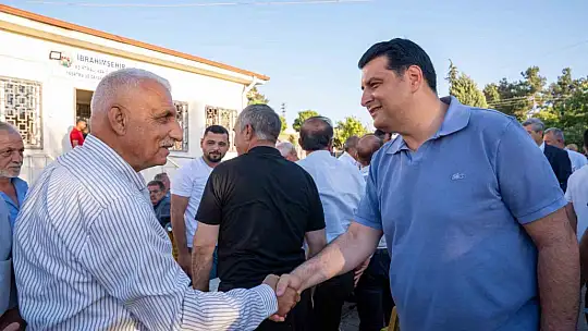 Yılmaz, dereceye giren güreşçileri ödüllendirdi
