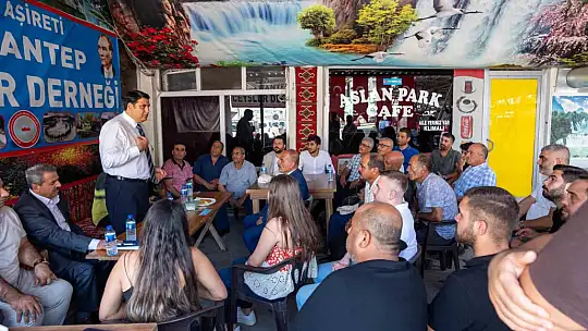 Yılmaz, Şehitkamil'i karış karış geziyor