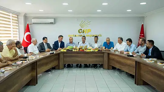 Yılmaz, Şehitkamil'in dört bir yanına ziyaretler gerçekleştirdi