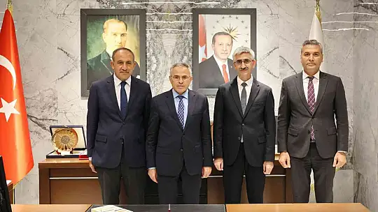 Yılmaz, Suriye'de görev yapan dekan ve müdürlerle toplantı yaptı