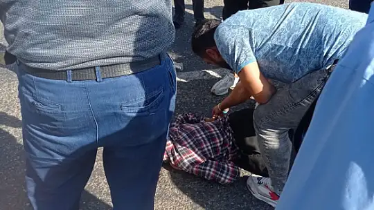 Yolun karşısına geçerken otomobilin çarptığı yaşlı adam hayatını kaybetti
