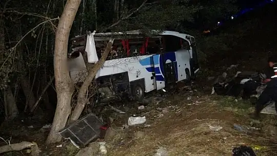 Yozgat'taki otobüs kazasında ölü sayısı 12'ye yükseldi