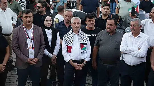 Yüzlerce motosikletli Filistin'e destek için konvoy oluşturdu