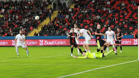 Ziraat Türkiye Kupası: Gaziantep FK: 4 - Sarıyer: 0