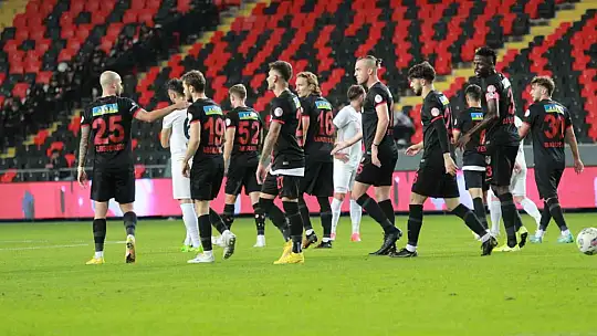 Ziraat Türkiye Kupası: Gaziantep FK: 4 - Sarıyer: 0