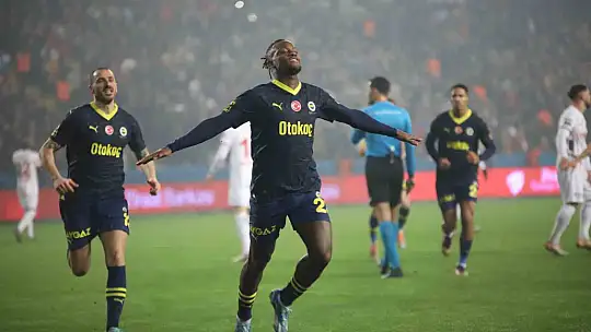 Ziraat Türkiye Kupası: Gaziantep FK: 0 - Fenerbahçe: 1 (Maç devam ediyor)