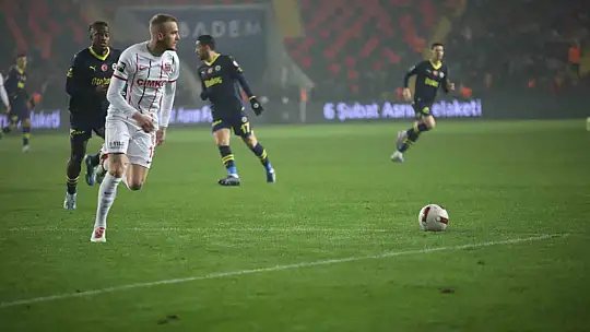 Ziraat Türkiye Kupası: Gaziantep FK: 0 - Fenerbahçe: 1 (Maç devam ediyor)