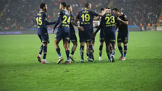 Ziraat Türkiye Kupası: Gaziantep FK: 0 - Fenerbahçe: 2 (İlk yarı)