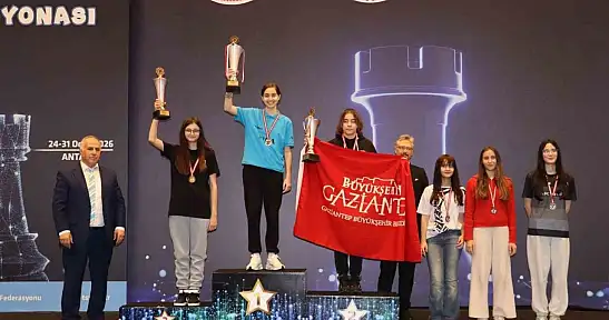 GKV'li Kalyoncu'dan Türk satrancında gurur veren başarı