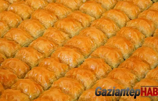 Ayasofya'daki ilk Cuma'da Antep baklavası ikram edilecek