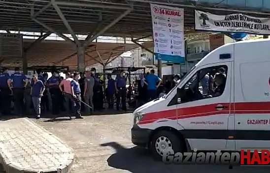 Kasaplar ve vatandaşların kurban derisi kavgası: 3'ü ağır 5 yaralı