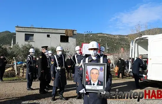 Kazada vefat eden baba oğul defnedildi