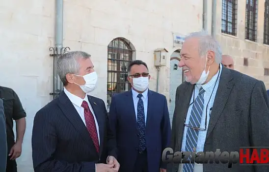 Prof. Dr. İlber Ortaylı Gaziantep'in tarihi mekanları gezdi