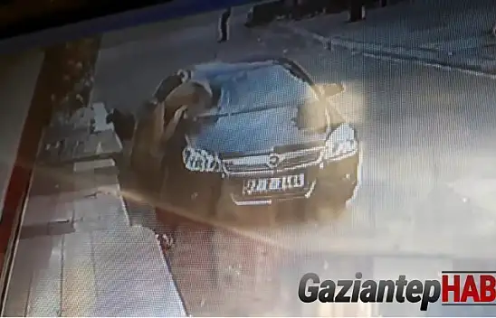 Yarı çıplak haldeki genç 5. kattan böyle düştü