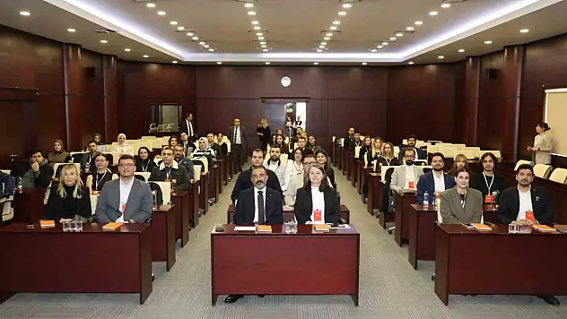 'Dijital Usta'lar sahaya iniyor