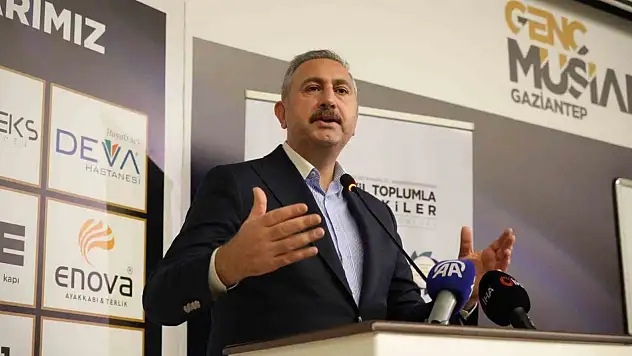 'Türkiye'nin Sivil Anayasa Yolculuğu Projesi: Yeni Anayasa' buluşmaları Gaziantep'te düzenlendi