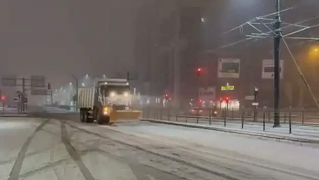 Gaziantep Büyükşehir, kar yağışına karşı tam kadro sahada