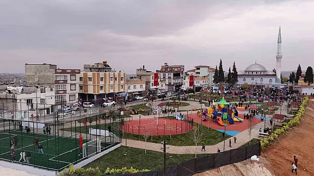 Gaziantep Büyükşehir tarafından yapılan Mithat Paşa Parkı açıldı