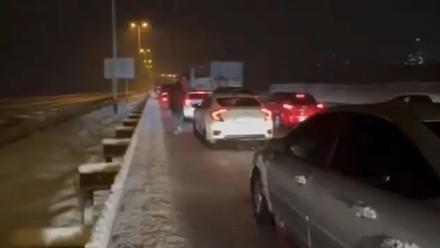 Gaziantep-Kahramanmaraş karayolunda kar esareti