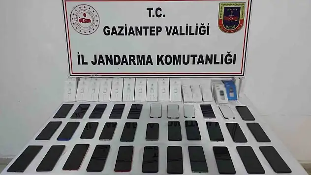 Gaziantep'te 800 bin TL değerinde  kaçak telefon ele geçirildi