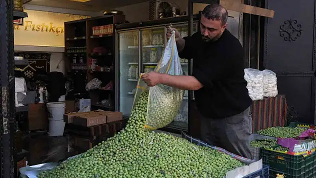 Gaziantep'te yeşil zeytin fiyatları sabit kaldı