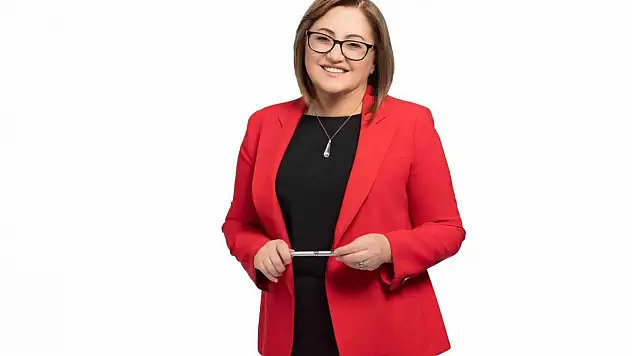 Şahin: 'Geleceğimizi aydınlatan en büyük güç öğretmenlerimizdir'