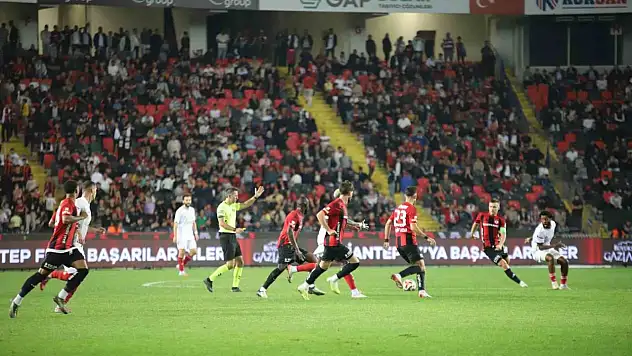 Trendyol Süper Lig: Gaziantep FK: 3 - Antalyaspor: 2 (Maç sonucu)