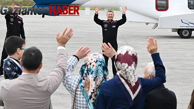 Türkiye'nin ilk astronotu Alper Gezeravcı'nın uzay yolculuğuna saatler kaldı