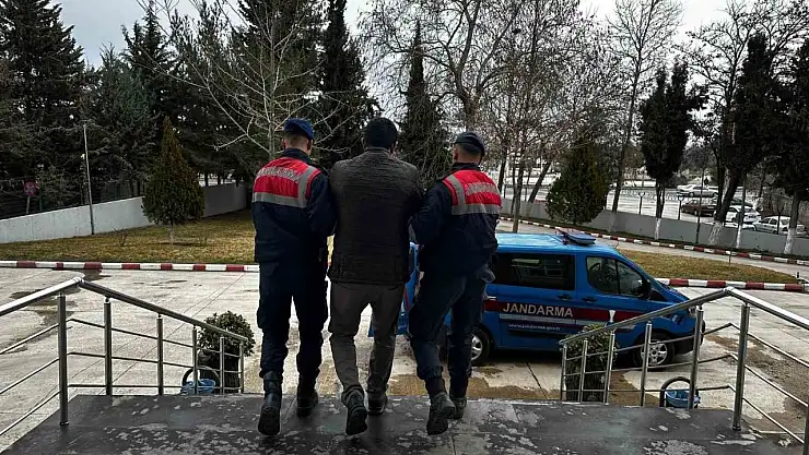 Adam öldürme suçundan aranan firariyi jandarma yakalandı