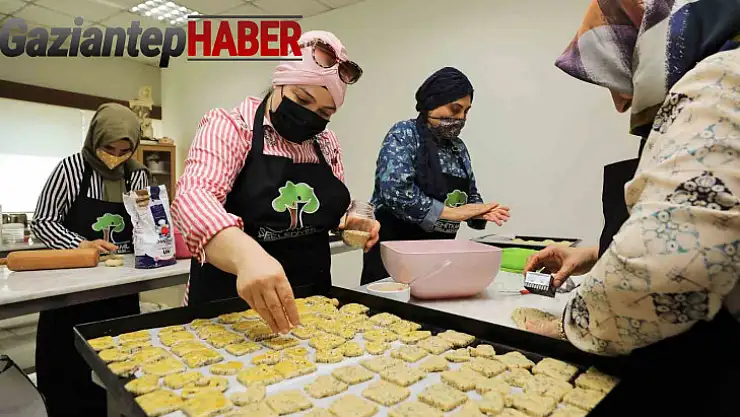 Aile merkezlerindeki eğitimlerden binlerce kişi yararlanıyor