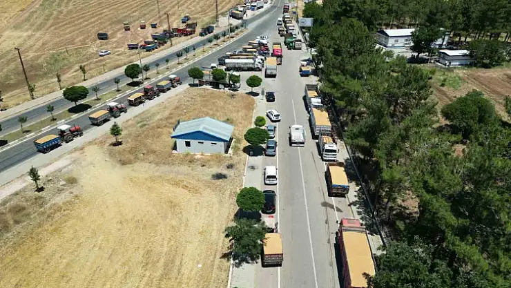 Ambarlar doldu, silolarda yer kalmayınca buğdaylar eski usülle saklanmaya başlandı