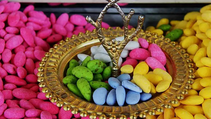 Antep fıstıklı badem şekerine ilgi büyük