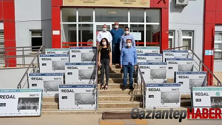 Araban'da EBA TV izleyemeyen 15 öğrencinin yardımına kaymakamlık yetişti