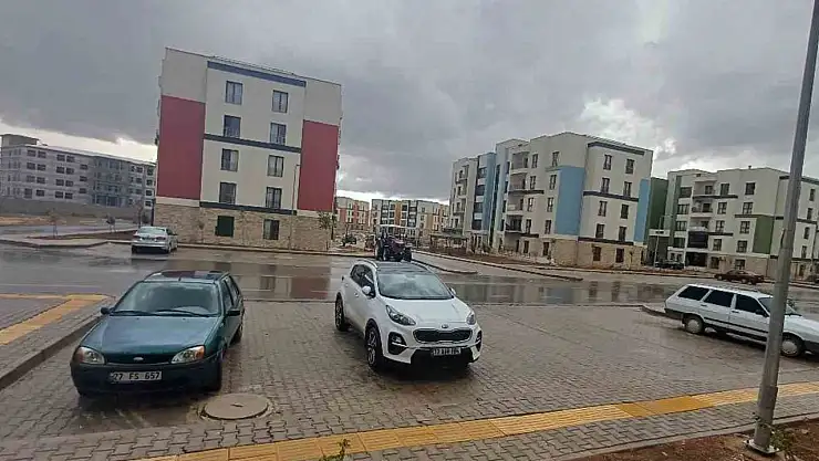 Araban'da etkili olan yağış çiftçileri mutlu etti