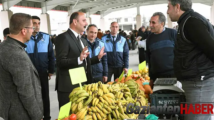 Araban'ın ilk kapalı semt pazarı hizmete girdi