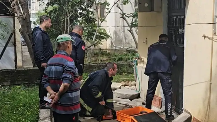 Babasına kızıp evi yakmak istedi