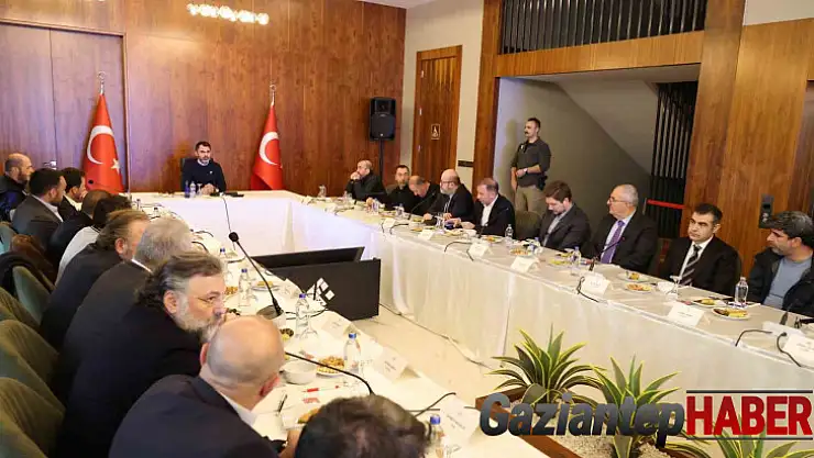 Bakan Kurum: 'Hep birlikte bu süreci yürütmek zorundayız'