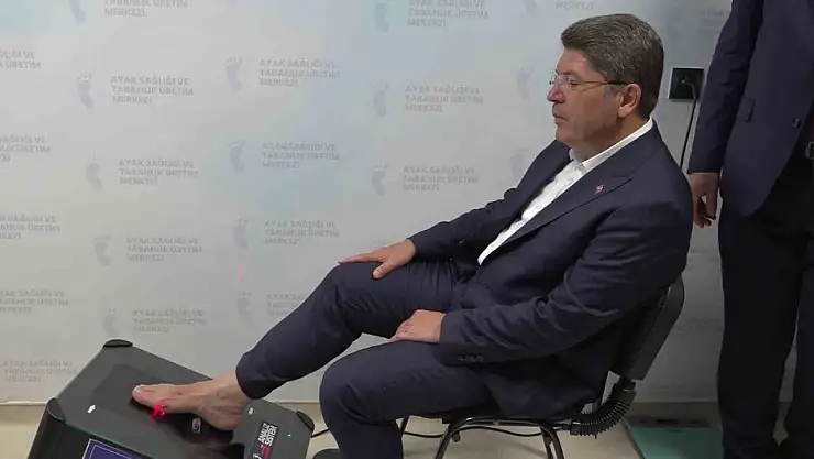 Bakan Tunç, ayak sağlığı muayenesi oldu