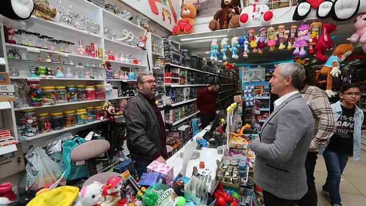 Başkan Tahmazoğlu vatandaşla iç içe