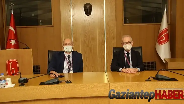 Bilim Kurulu Üyesi Prof. Dr. Serhat Ünal'dan Covid-19 aşı çalışmaları hakkında açıklama