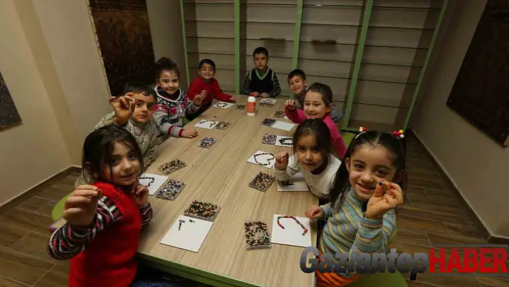 Büyükşehir'den ara tatilde çocuklara kitap sürprizi