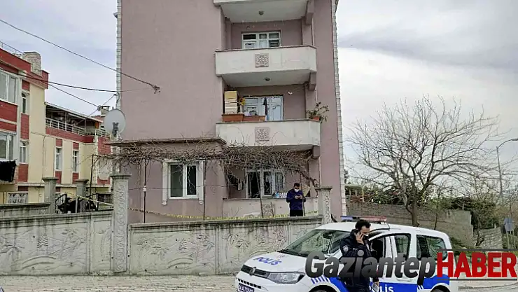 Çamaşırları toplamak için gitti, komşusunun cansız bedenini buldu