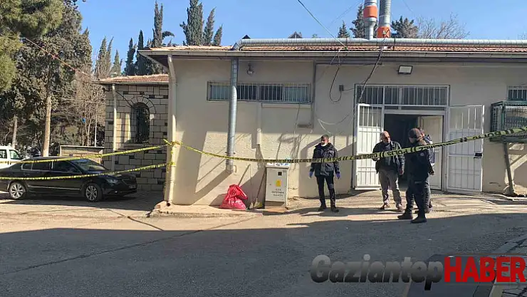 Cinnet getiren polis önce oğlunu sonra kendisi vurdu