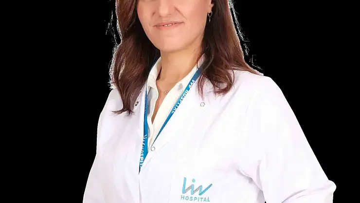Çocuk Sağlığı ve Hastalıkları Uzmanı Uzm. Dr. Özlem Karaoğlu'ndan yaz tatilinde çocuklar için sağlıklı ve güvenli tatil önerileri