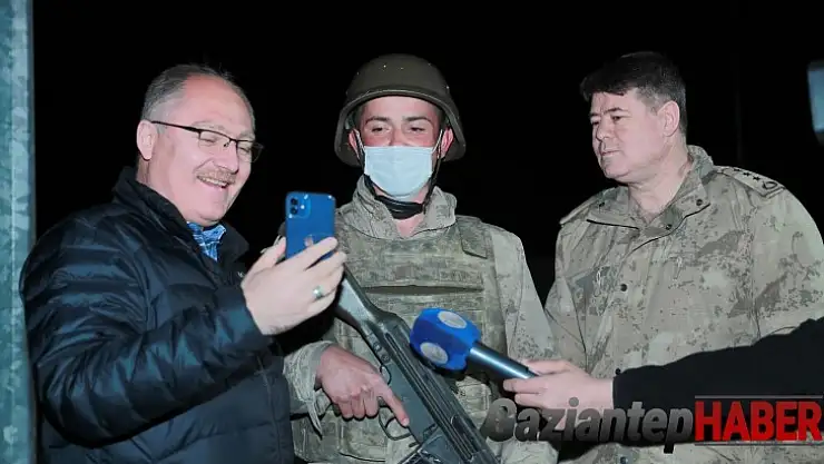 Cumhurbaşkanı Erdoğan'dan 2 bin 200 rakımda Mehmetçiğe sürpriz