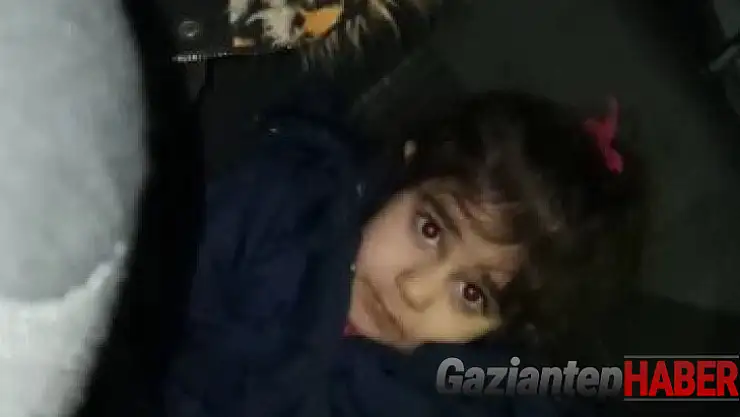 Depremden son anda kurtulan 4 yaşındaki Ada'nın soğukkanlılığı duygulandırdı