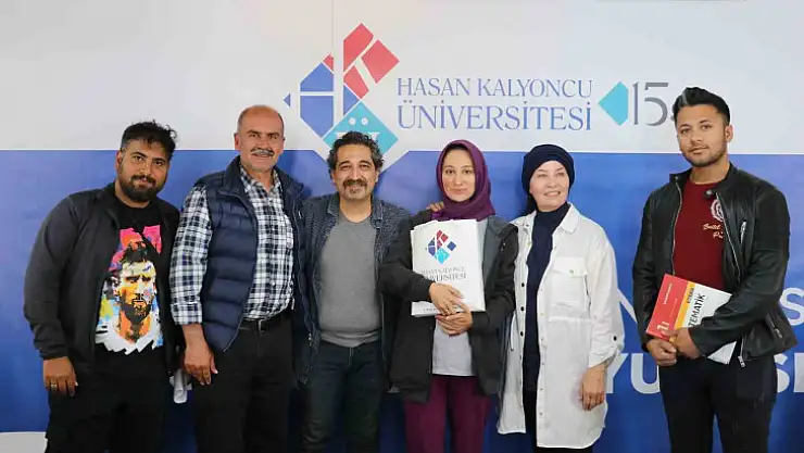 Depremzedelerin yaraları sarılıyor